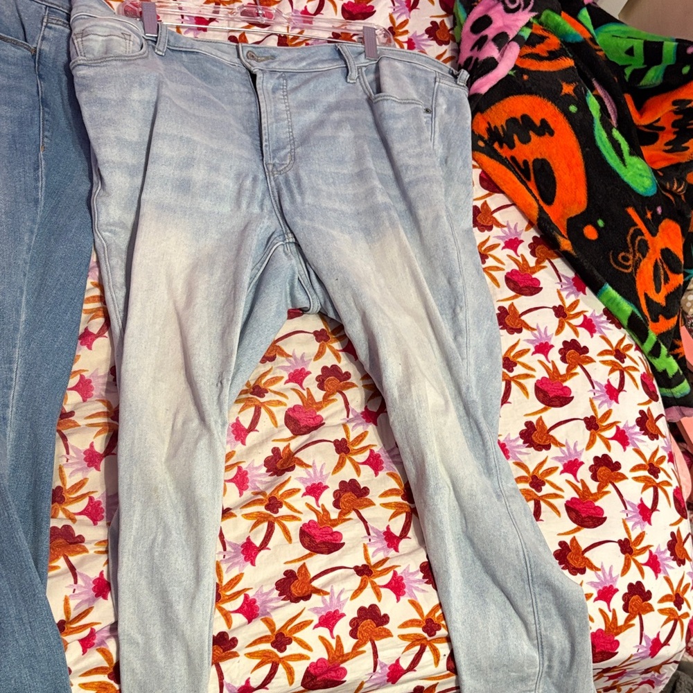 Old Navy Light Wash Skinny Jeans